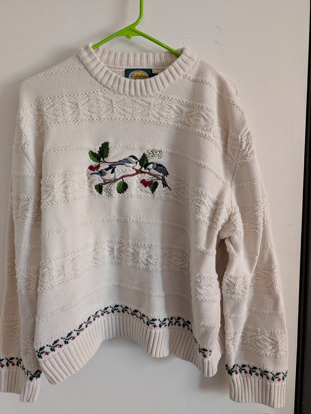 Cabela's Cream Crewneck Sweater with Embroidered Birds